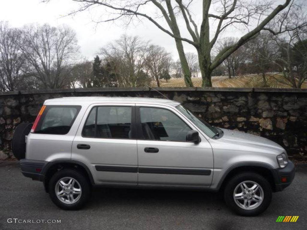 1997 CR-V LX 4WD - Sebring Silver Metallic / Charcoal photo #2