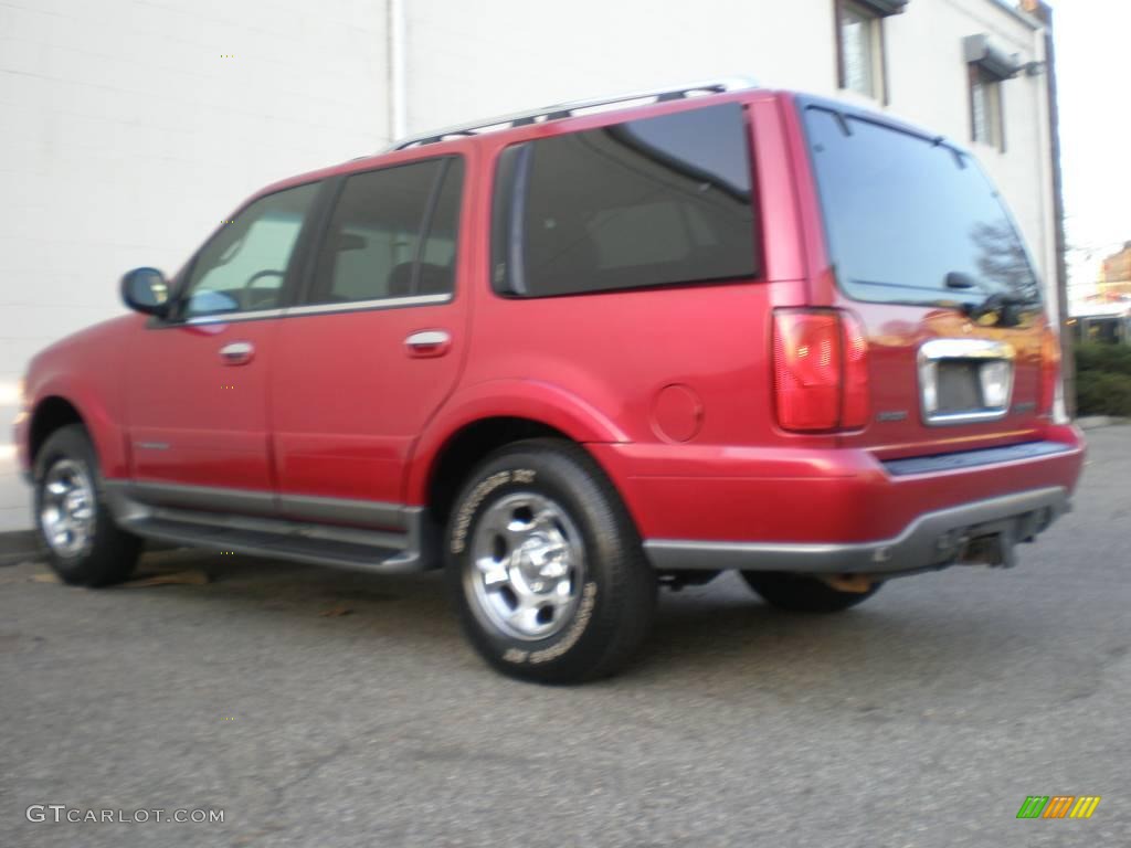 2001 Navigator 4x4 - Laser Red Metallic / Medium Graphite photo #9