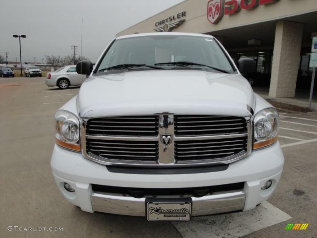 2006 Ram 1500 Laramie Quad Cab 4x4 - Bright White / Medium Slate Gray photo #8