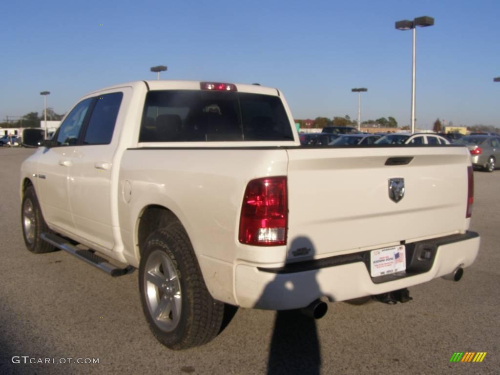 2009 Ram 1500 Sport Crew Cab - Stone White / Dark Slate/Medium Graystone photo #5