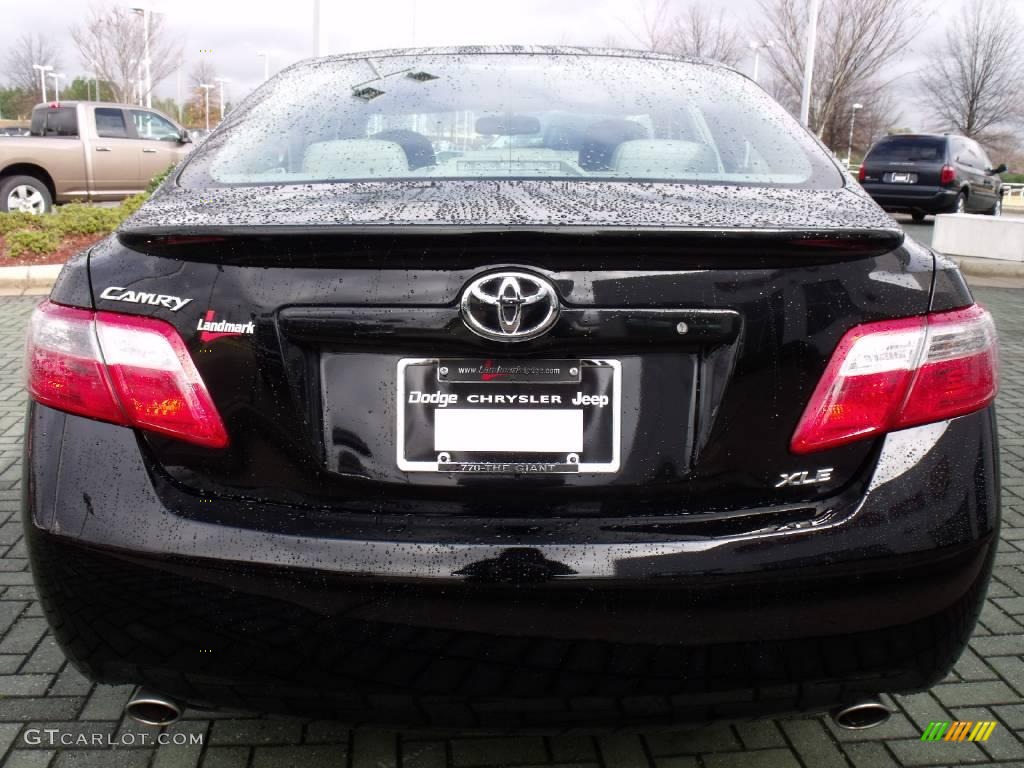 2007 Camry XLE V6 - Black / Bisque photo #4
