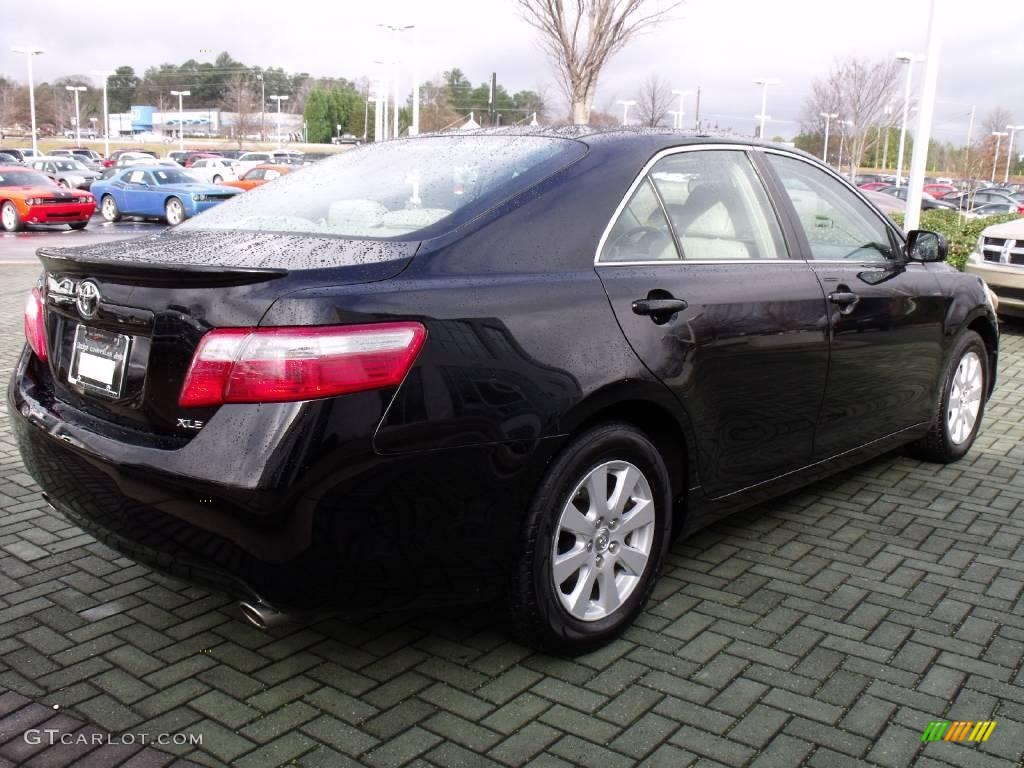 2007 Camry XLE V6 - Black / Bisque photo #5