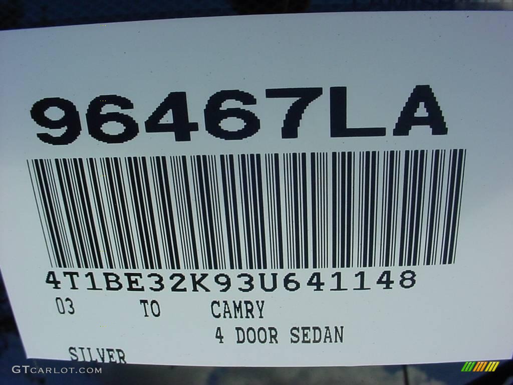 2003 Camry XLE - Lunar Mist Metallic / Stone photo #16