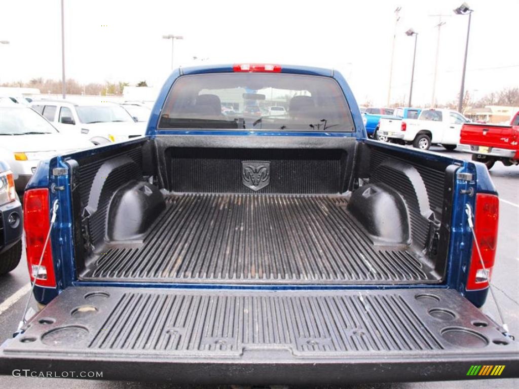 2004 Ram 1500 SLT Quad Cab 4x4 - Atlantic Blue Pearl / Taupe photo #5