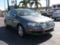 United Gray - Passat Komfort Sedan Photo No. 7