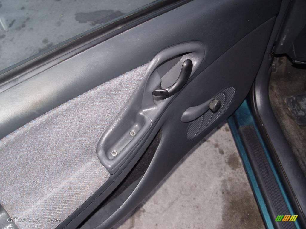 1997 Cavalier LS Sedan - Green Metallic / Graphite photo #7