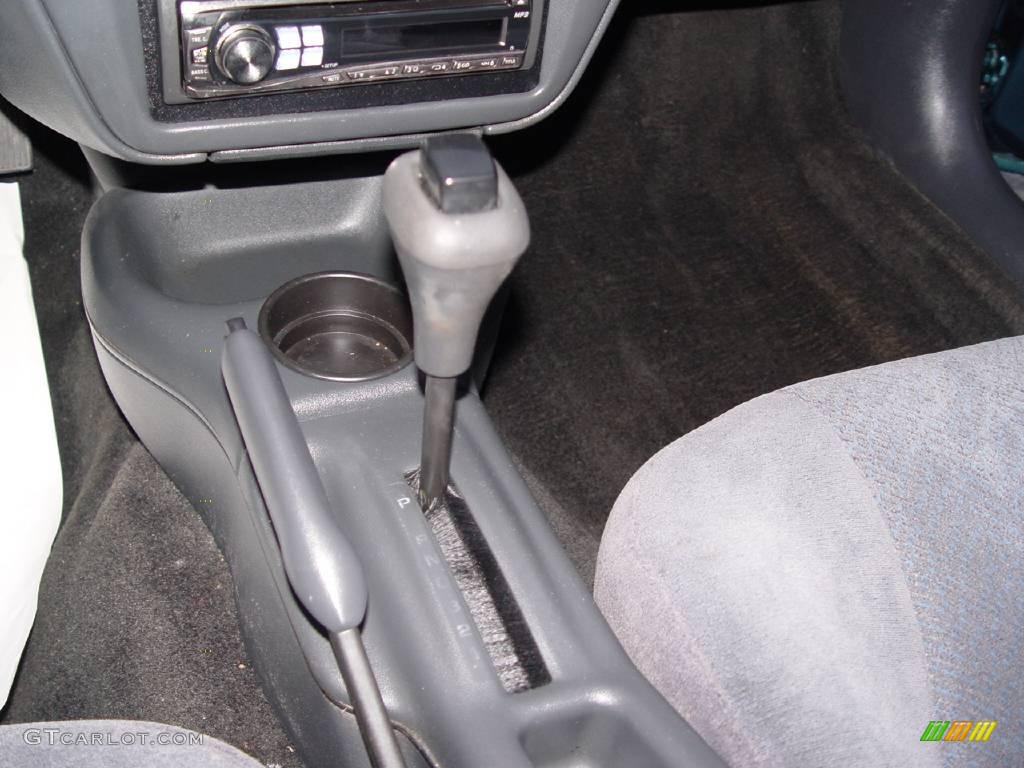 1997 Cavalier LS Sedan - Green Metallic / Graphite photo #11