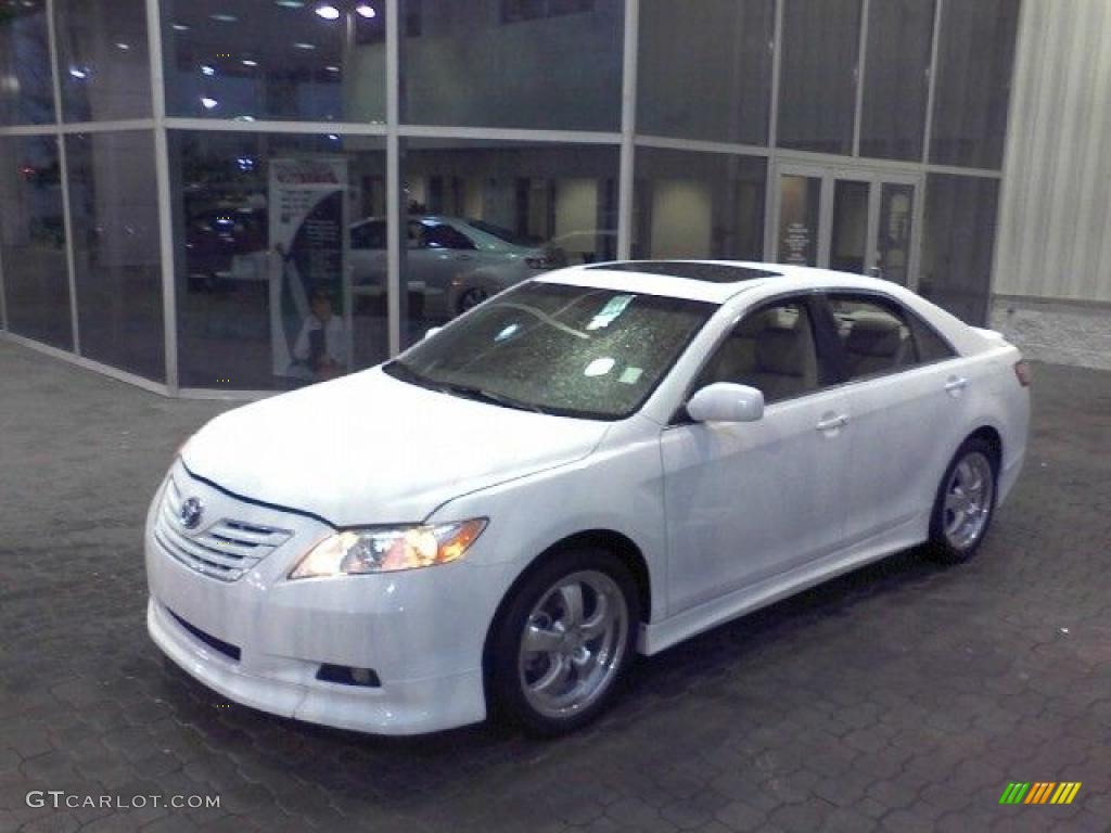 2008 Camry XLE V6 - Super White / Ash photo #19