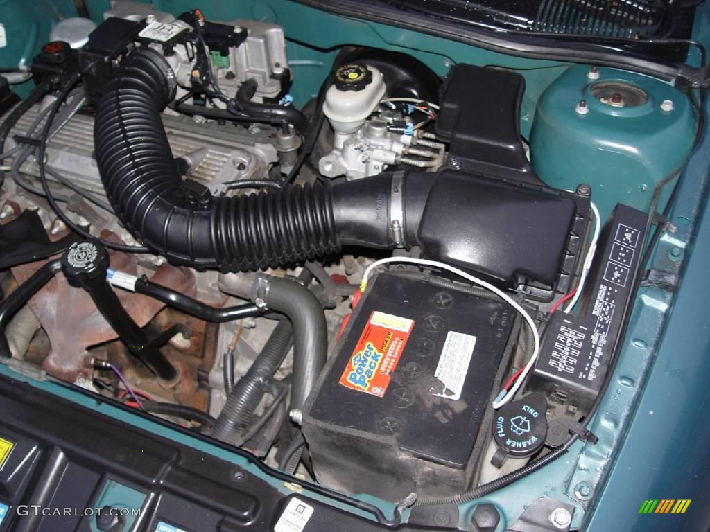 1997 Cavalier LS Sedan - Green Metallic / Graphite photo #17