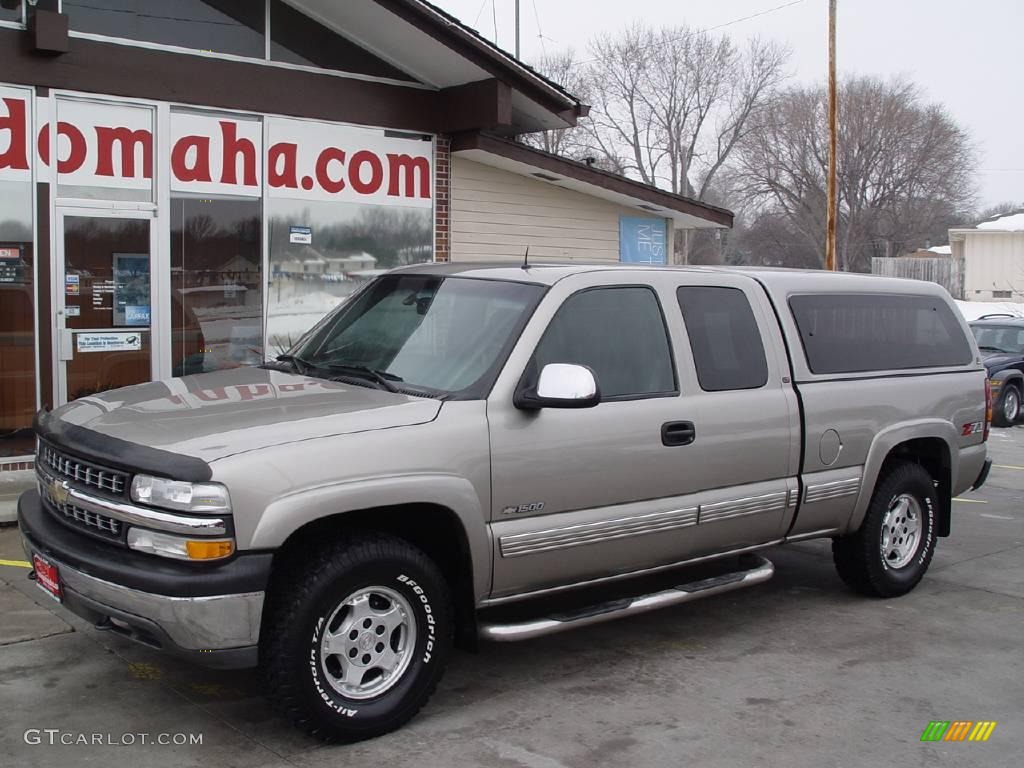 2002 Silverado 1500 LT Extended Cab 4x4 - Light Pewter Metallic / Graphite Gray photo #5