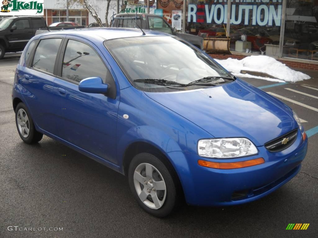 2005 Aveo Special Value Hatchback - Bright Blue Metallic / Gray photo #1