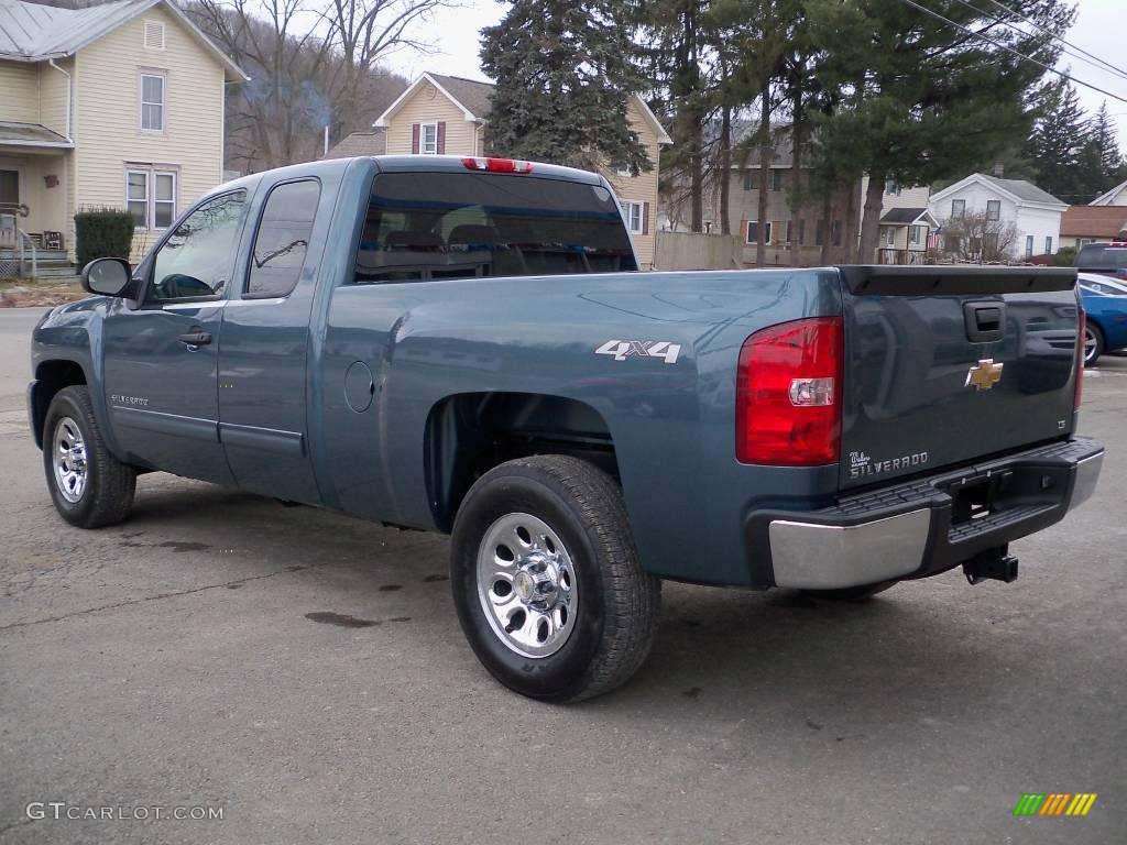 2009 Silverado 1500 LS Extended Cab 4x4 - Blue Granite Metallic / Dark Titanium photo #7