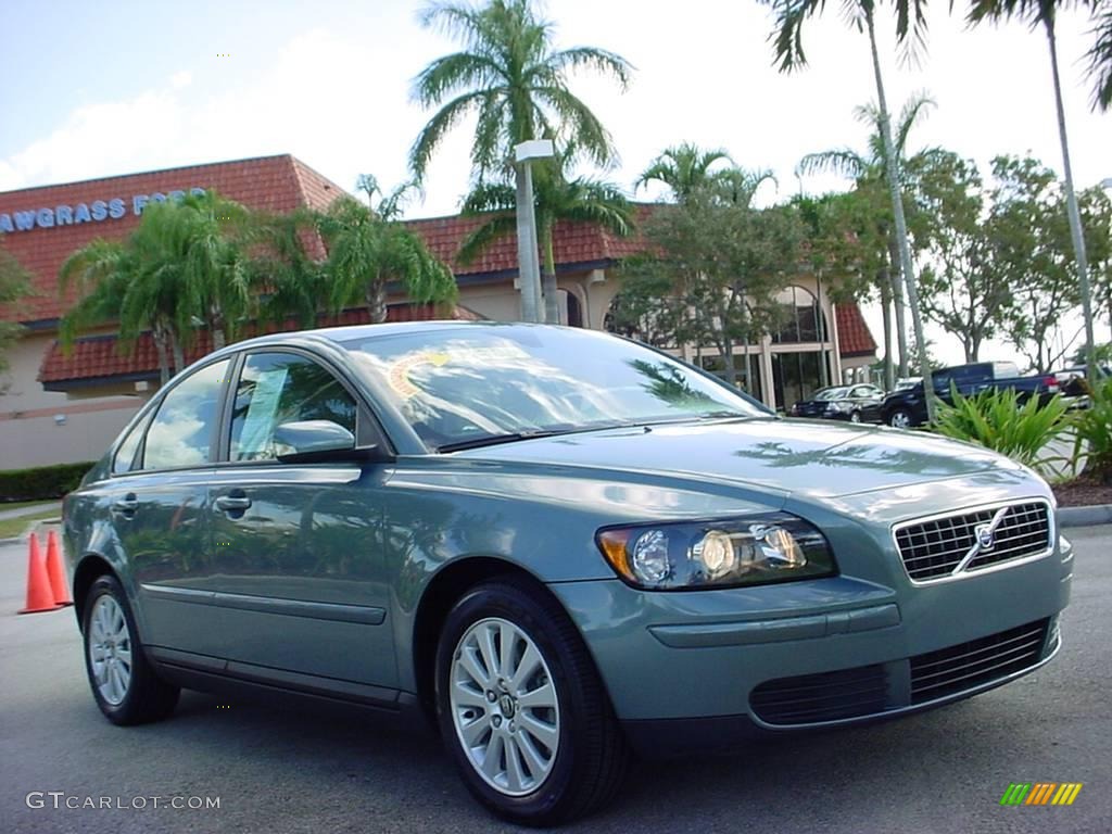 2005 S40 2.4i - Mistral Green Metallic / Taupe/Light Taupe photo #1