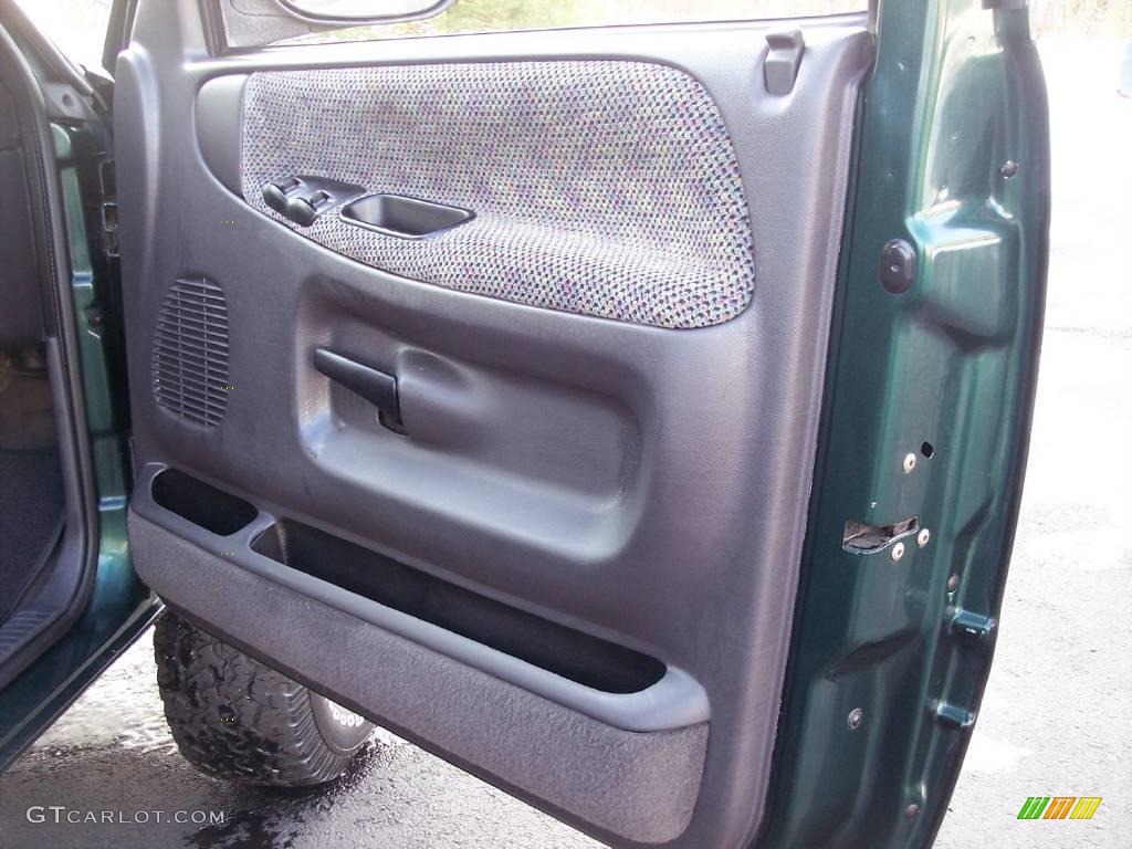2000 Ram 1500 Sport Regular Cab - Forest Green Pearlcoat / Mist Gray photo #31