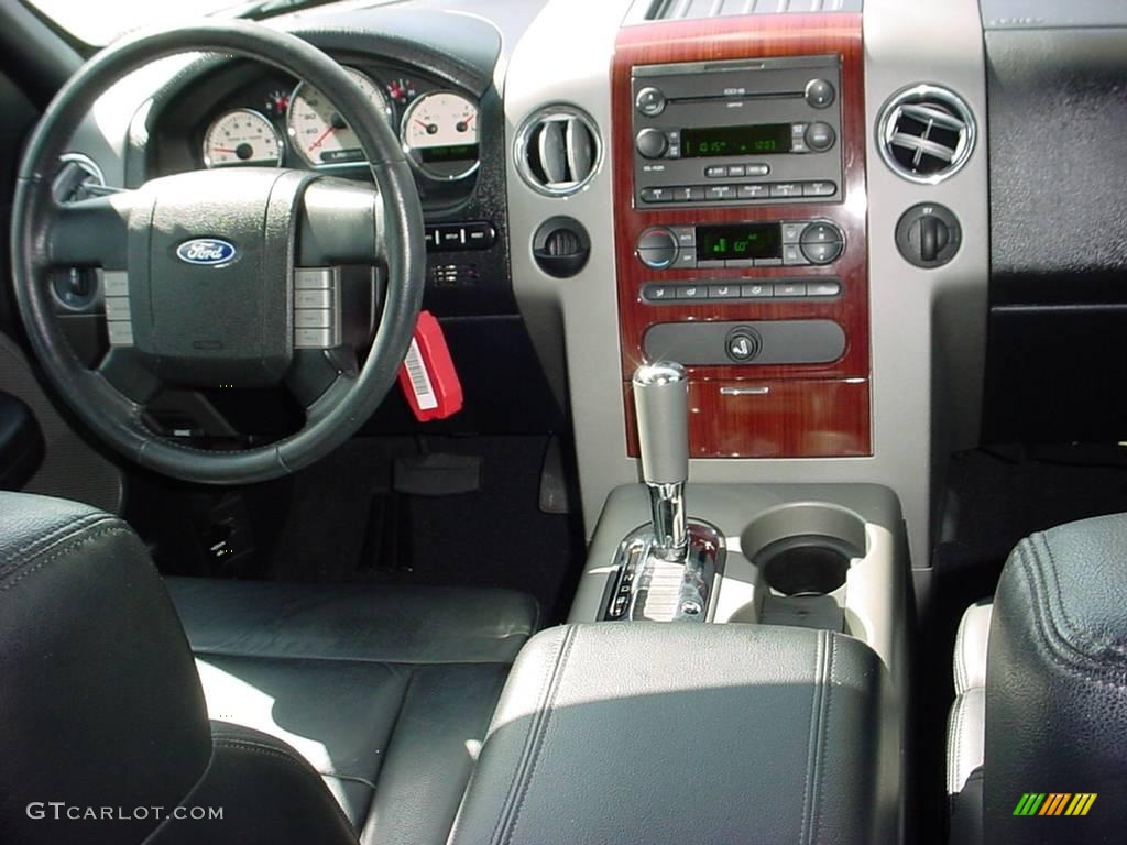 2006 F150 Lariat SuperCrew - Black / Black photo #13