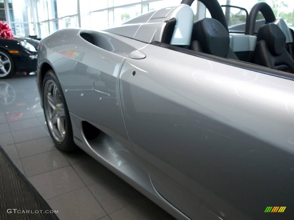2002 360 Spider F1 - Silver / Black photo #18