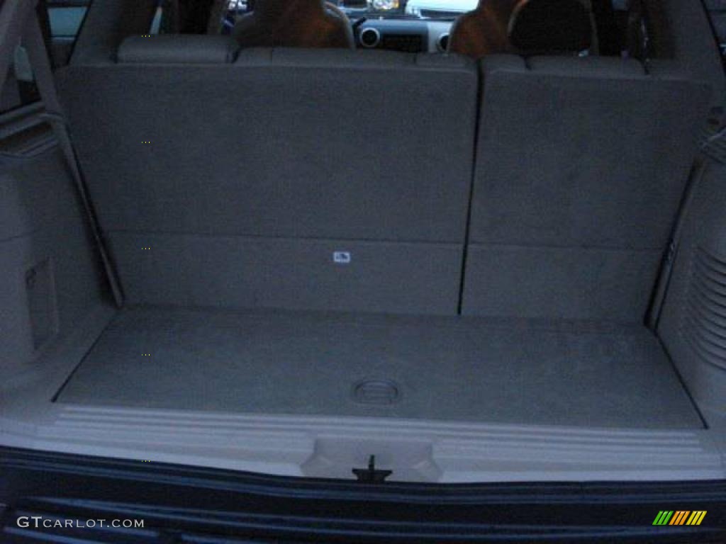 2003 Expedition Eddie Bauer 4x4 - Medium Wedgewood Blue Metallic / Medium Parchment photo #35