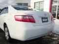 Super White - Camry LE Photo No. 18