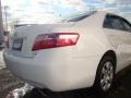Super White - Camry LE Photo No. 20