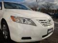 Super White - Camry LE Photo No. 22