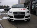 Calla White - Q7 3.0 TDI quattro Photo No. 2