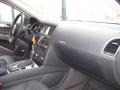 Calla White - Q7 3.0 TDI quattro Photo No. 17