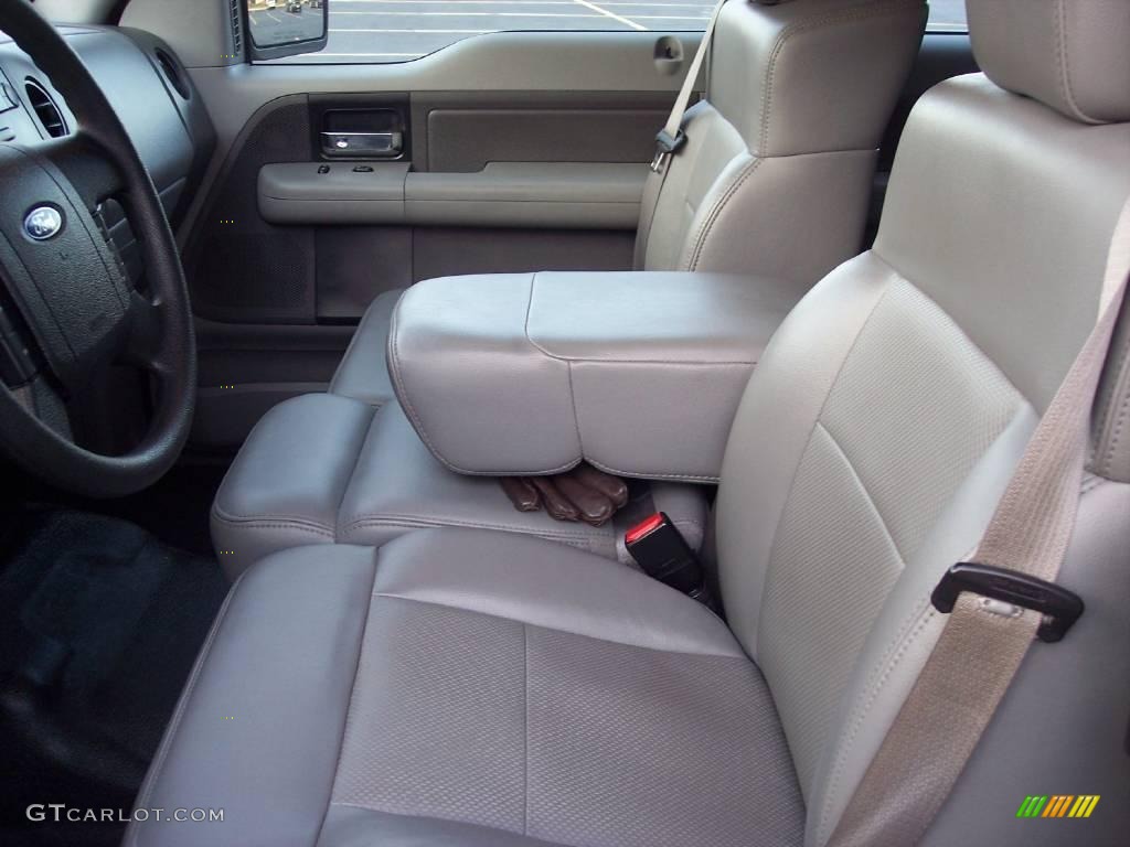 2006 F150 XL SuperCab - Oxford White / Medium Flint photo #21