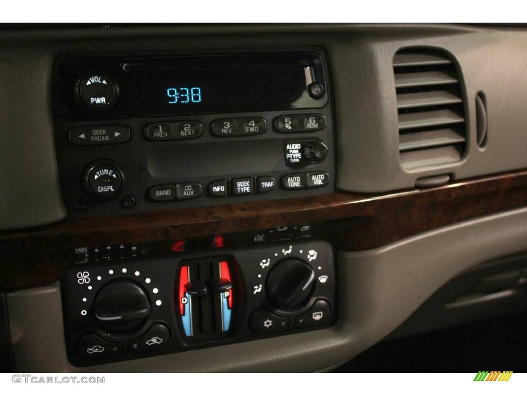 2005 Impala  - Medium Gray Metallic / Medium Gray photo #12