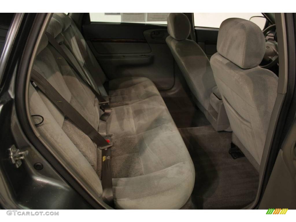2005 Impala  - Medium Gray Metallic / Medium Gray photo #14