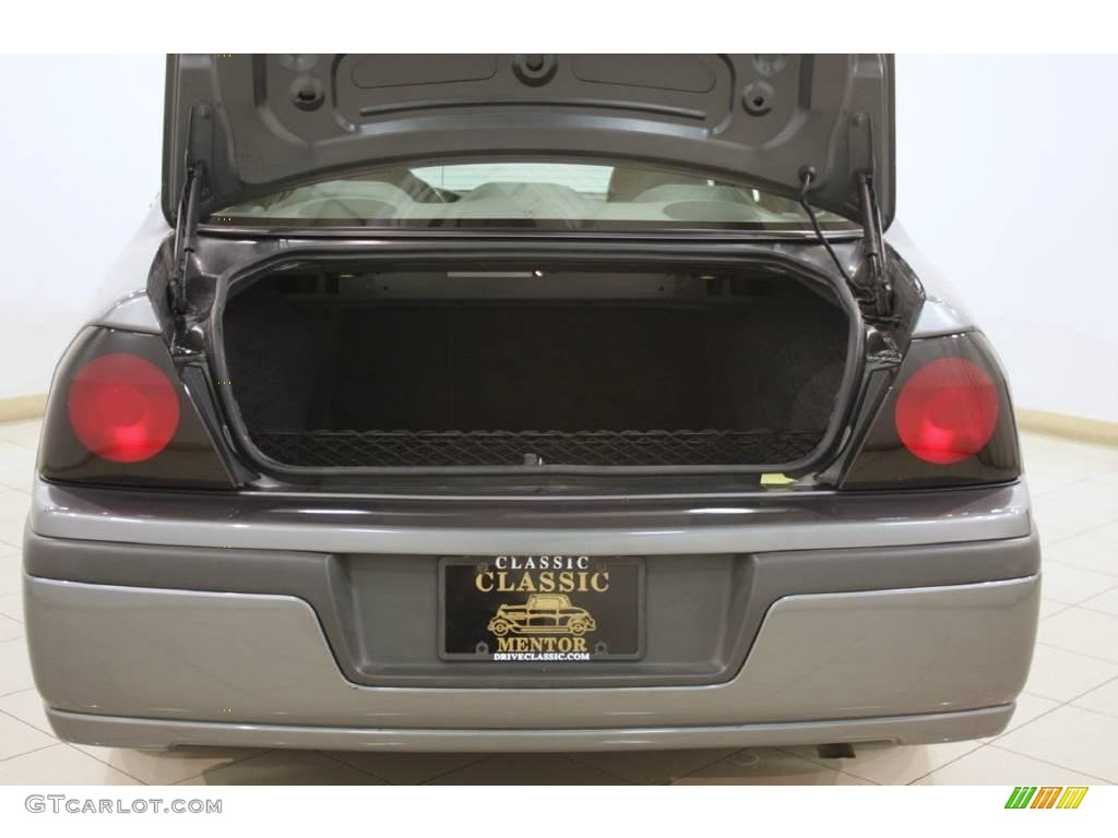 2005 Impala  - Medium Gray Metallic / Medium Gray photo #16