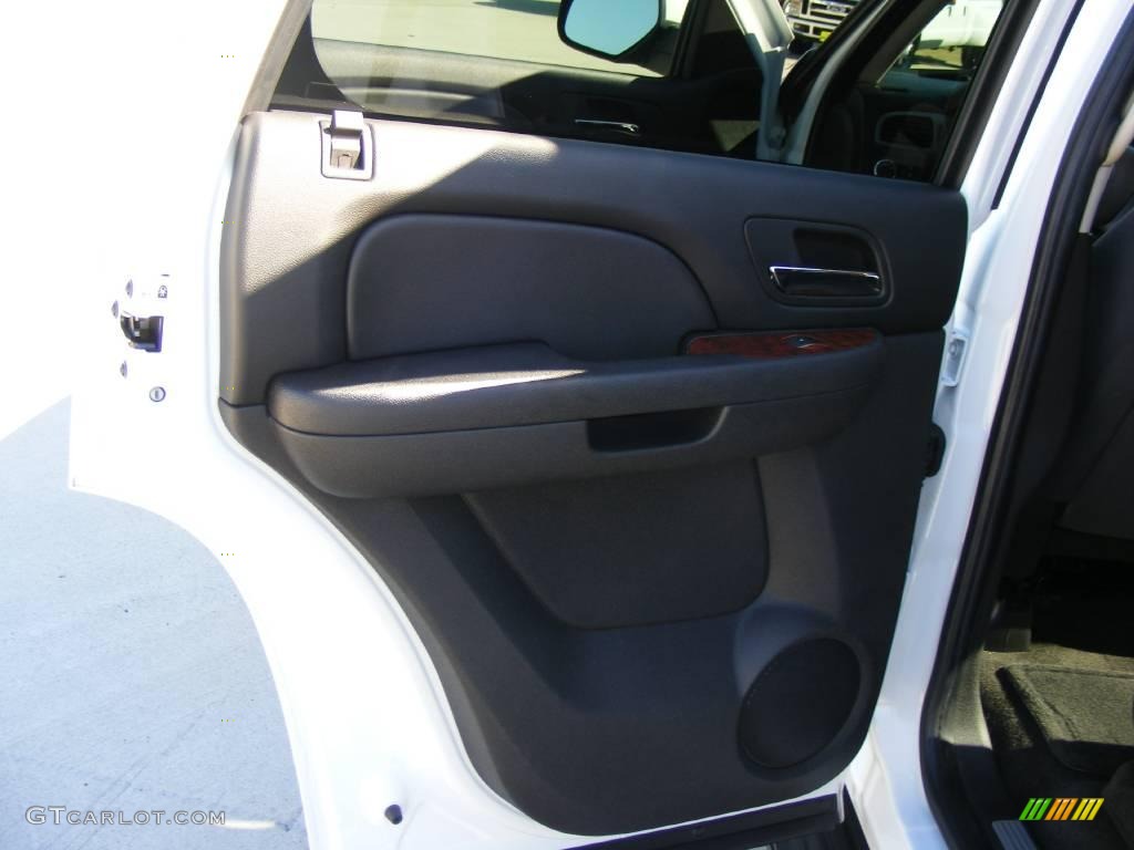 2007 Tahoe LT - Summit White / Ebony photo #28