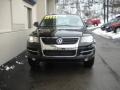 Black Uni - Touareg 2 VR6 Photo No. 7