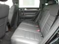 Black Uni - Touareg 2 VR6 Photo No. 10