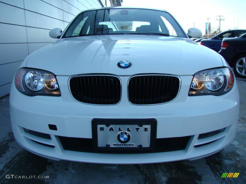 2009 1 Series 128i Coupe - Alpine White / Black photo #2
