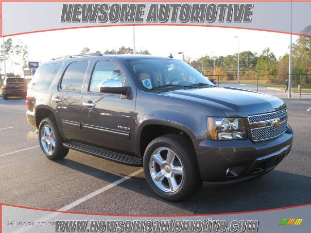 2010 Tahoe LT - Taupe Gray Metallic / Ebony photo #1