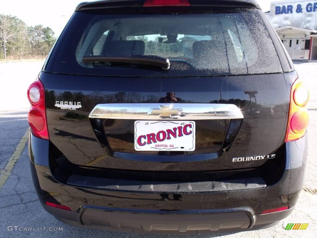 2010 Equinox LS - Black / Jet Black/Light Titanium photo #4
