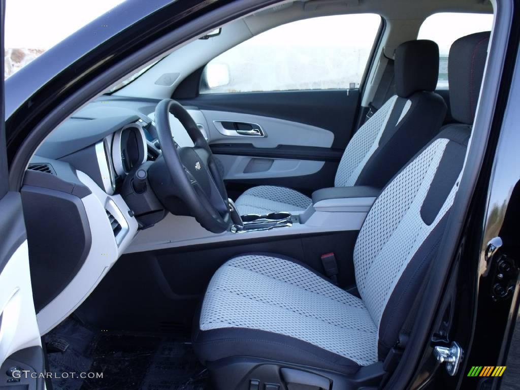 2010 Equinox LS - Black / Jet Black/Light Titanium photo #10