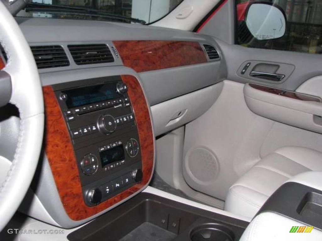2009 Silverado 1500 LTZ Crew Cab 4x4 - Victory Red / Light Titanium photo #13