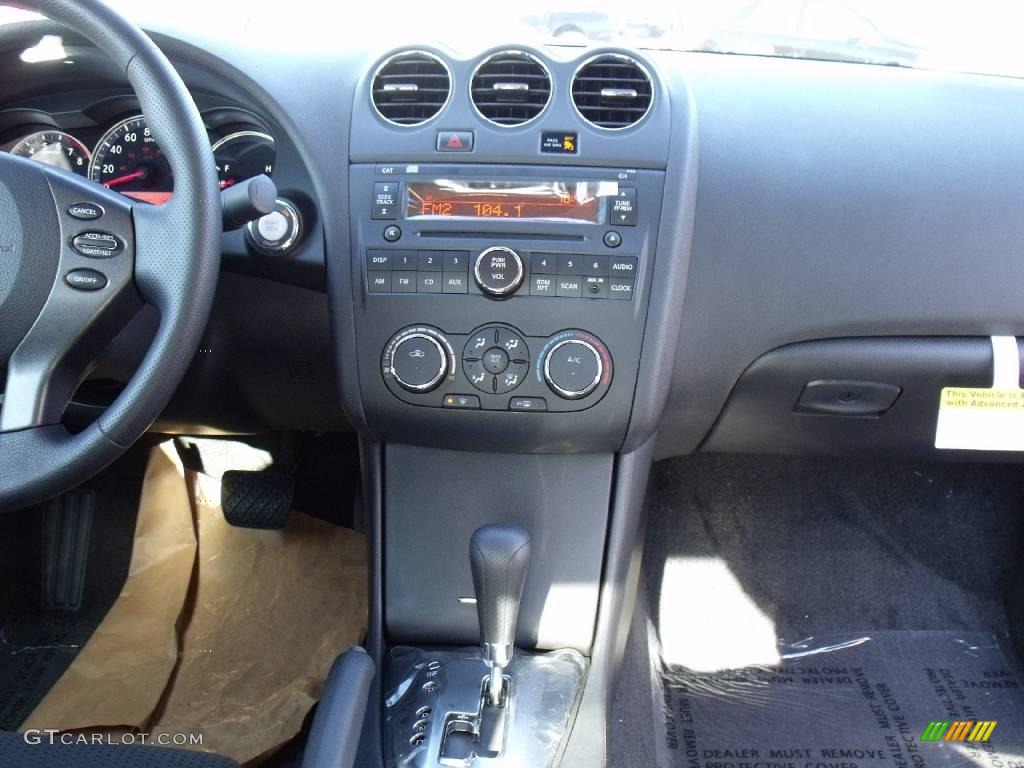 2010 Altima 2.5 S Coupe - Crimson Black / Charcoal photo #11