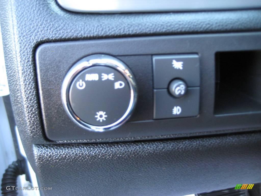 2008 Sierra 1500 Denali Crew Cab AWD - Polar White / Ebony photo #23