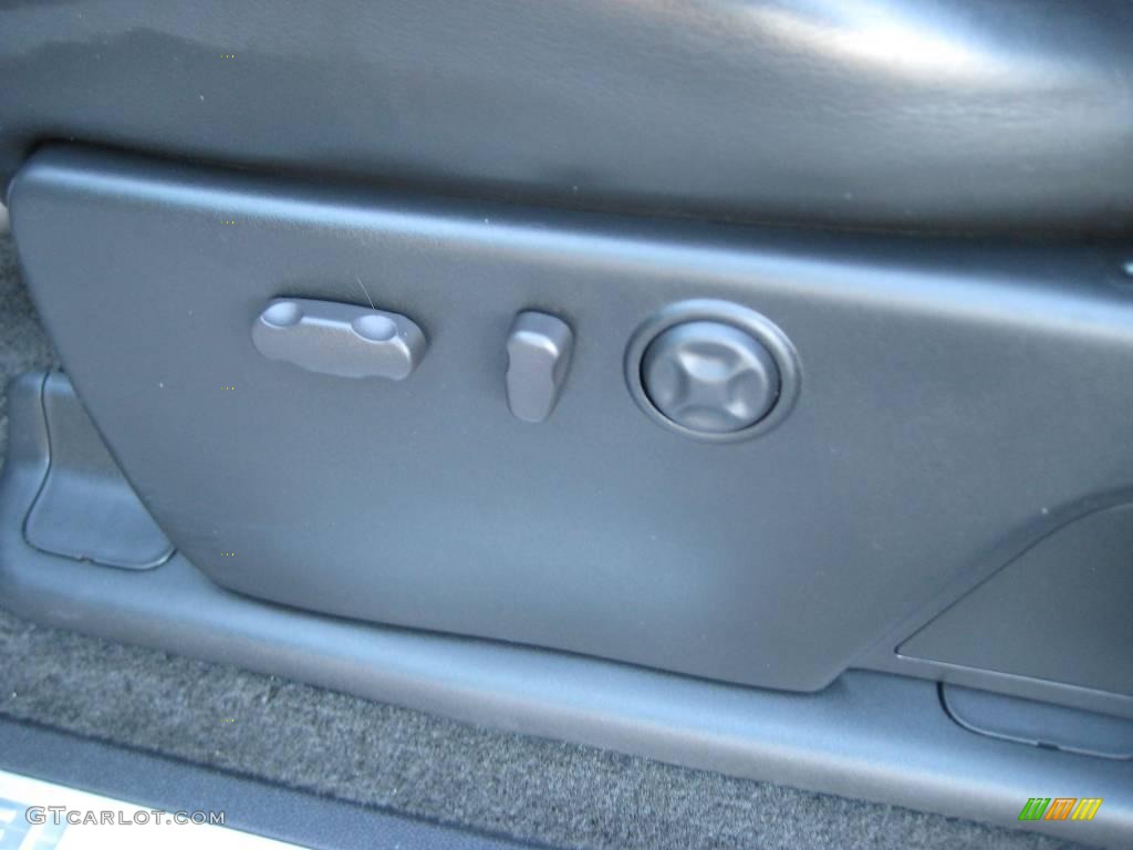 2008 Sierra 1500 Denali Crew Cab AWD - Polar White / Ebony photo #24