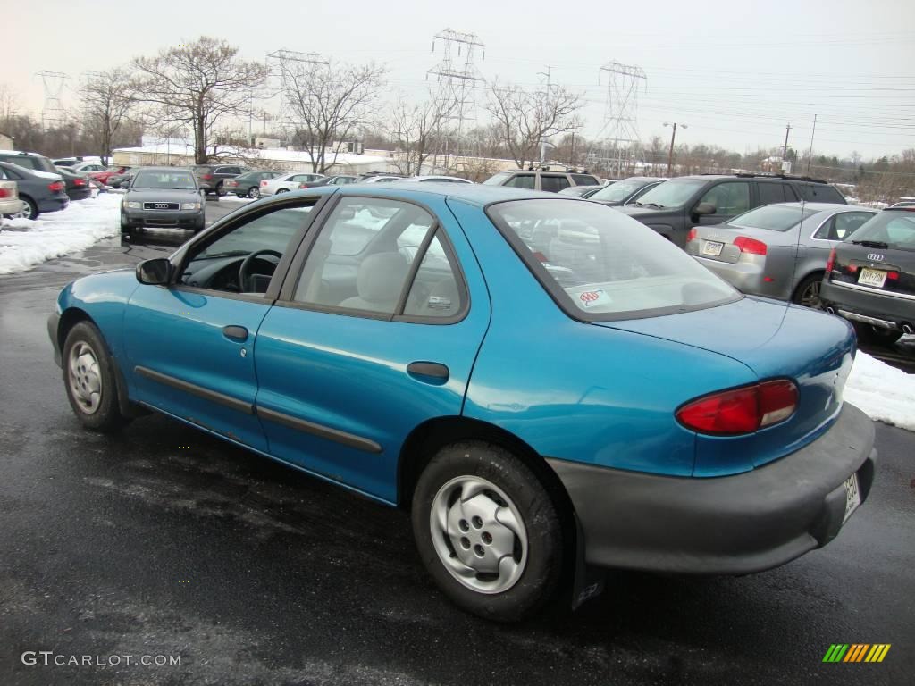 1995 Cavalier Sedan - Teal Blue Metallic / Gray photo #9
