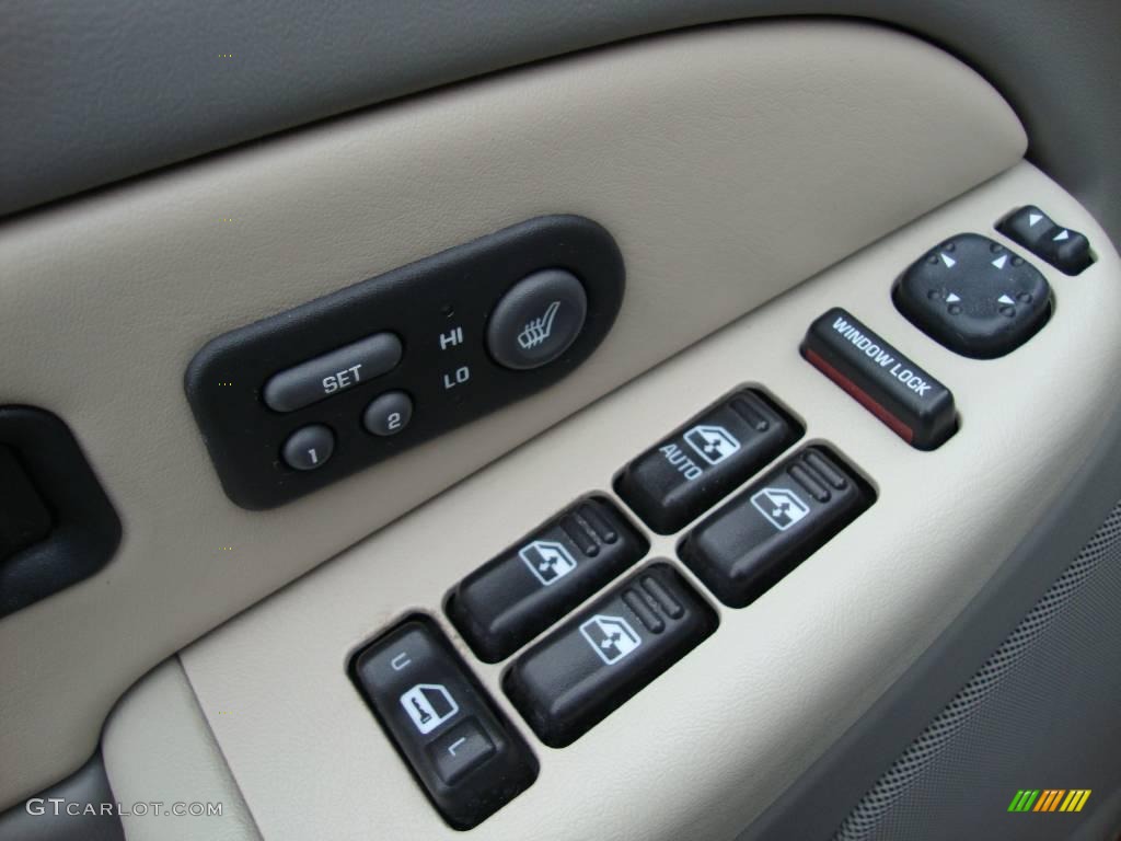 2002 Tahoe LT 4x4 - Light Pewter Metallic / Tan/Neutral photo #14