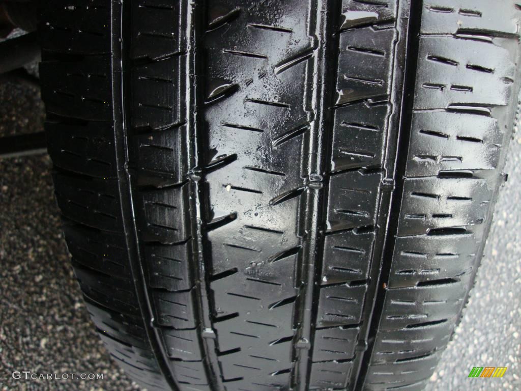 2002 Tahoe LT 4x4 - Light Pewter Metallic / Tan/Neutral photo #30