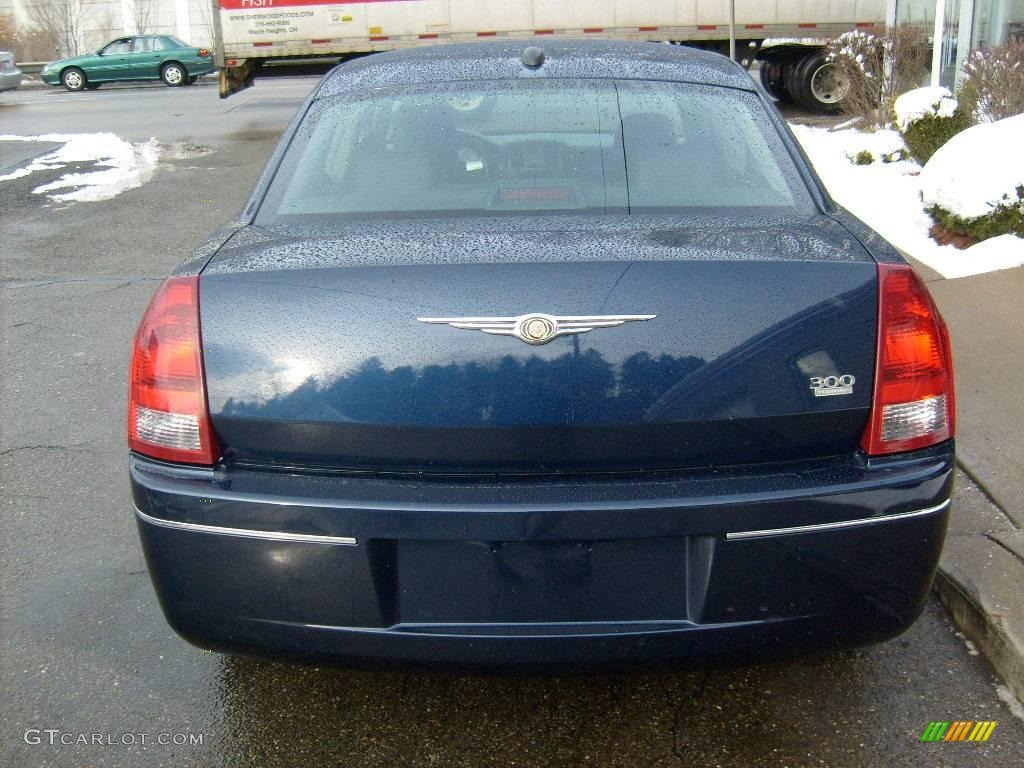 2005 300 Touring - Midnight Blue Pearlcoat / Dark Slate Gray/Light Graystone photo #4