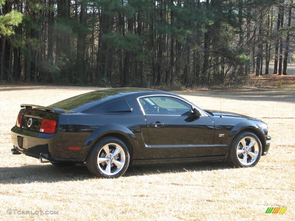 2006 Mustang GT Premium Coupe - Black / Red/Dark Charcoal photo #5