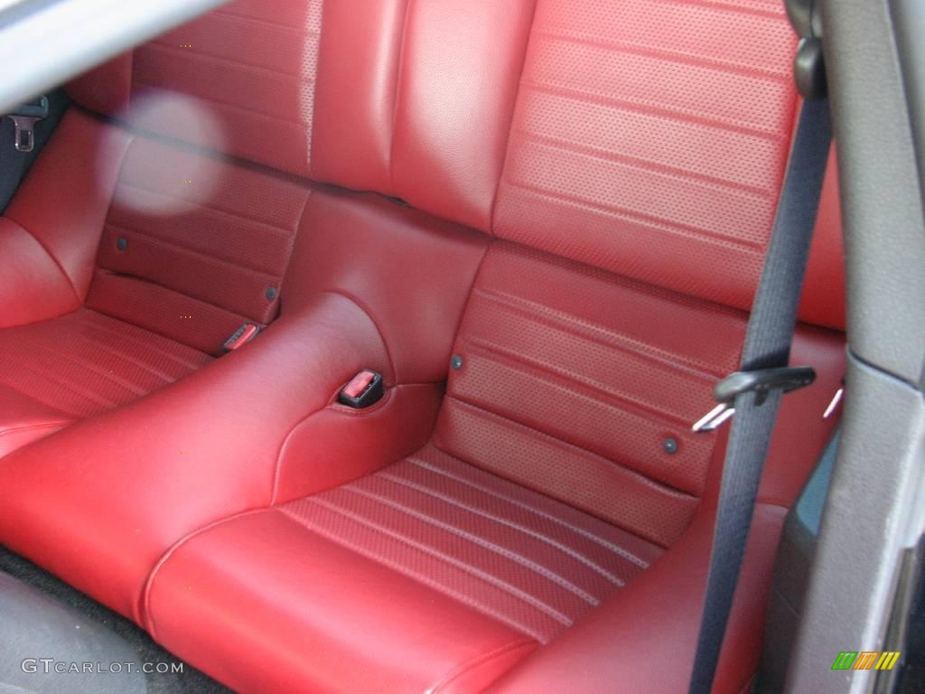 2006 Mustang GT Premium Coupe - Black / Red/Dark Charcoal photo #12