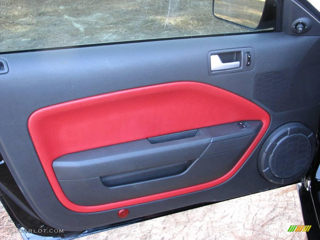 2006 Mustang GT Premium Coupe - Black / Red/Dark Charcoal photo #13
