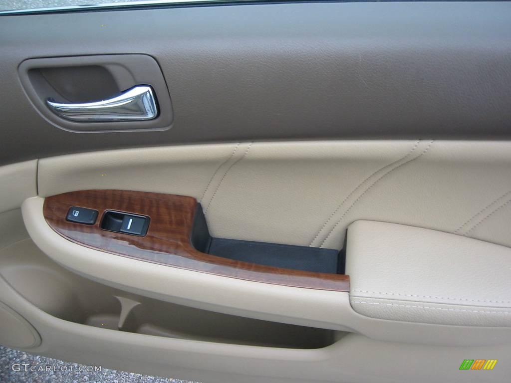 2007 Accord EX-L V6 Sedan - Taffeta White / Ivory photo #15