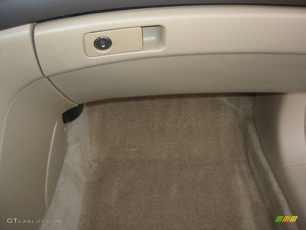 2007 Accord EX-L V6 Sedan - Taffeta White / Ivory photo #17